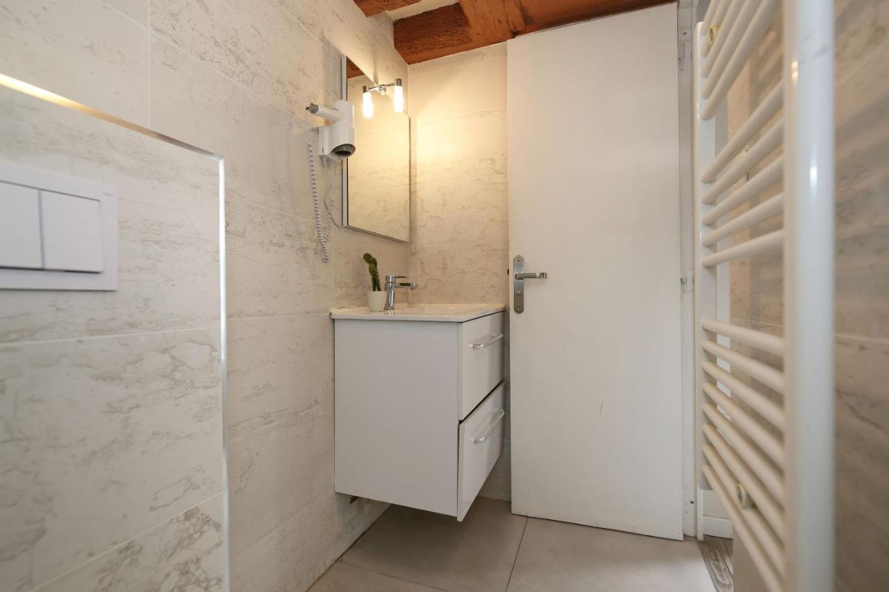 Studio Fonctionnel A Deux Pas Du Musee Grevin - 2P Apartment Paris Exterior photo